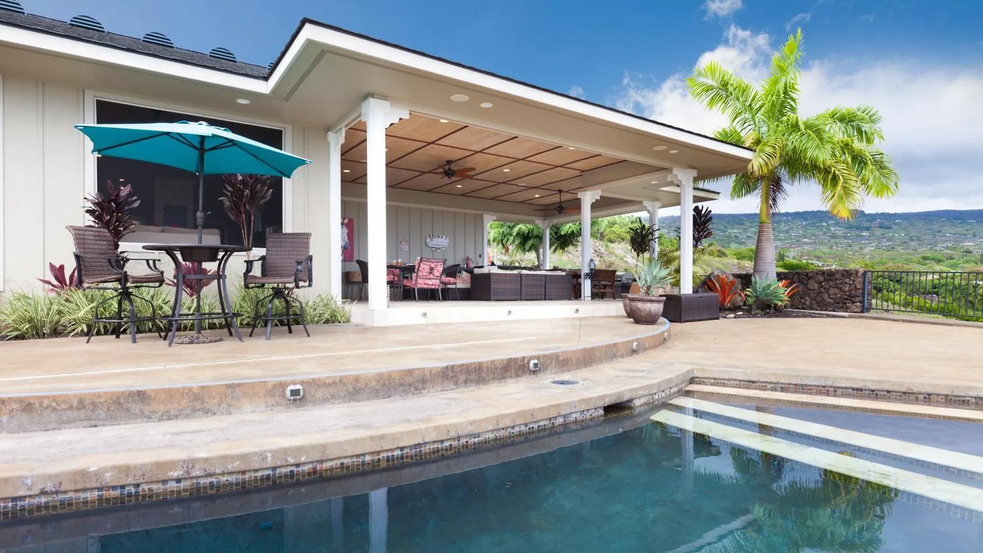 Holiday home Pacific Vista Retreat Stunning 5Br Home Overlooking Ocean Privacy And Pool Kailua-Kona