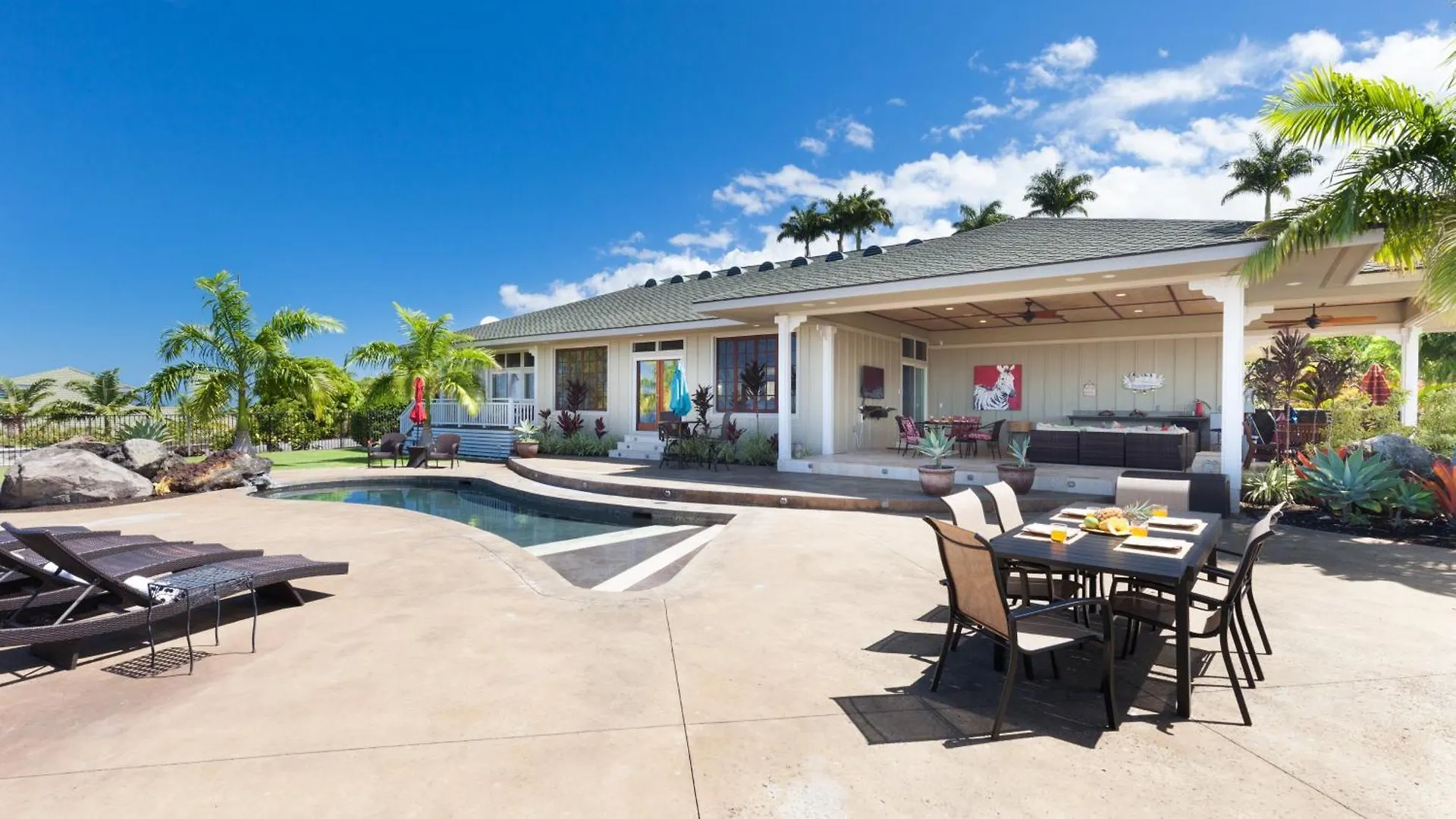 Pacific Vista Retreat Stunning 5Br Home Overlooking Ocean Privacy And Pool Kailua-Kona Holiday home
