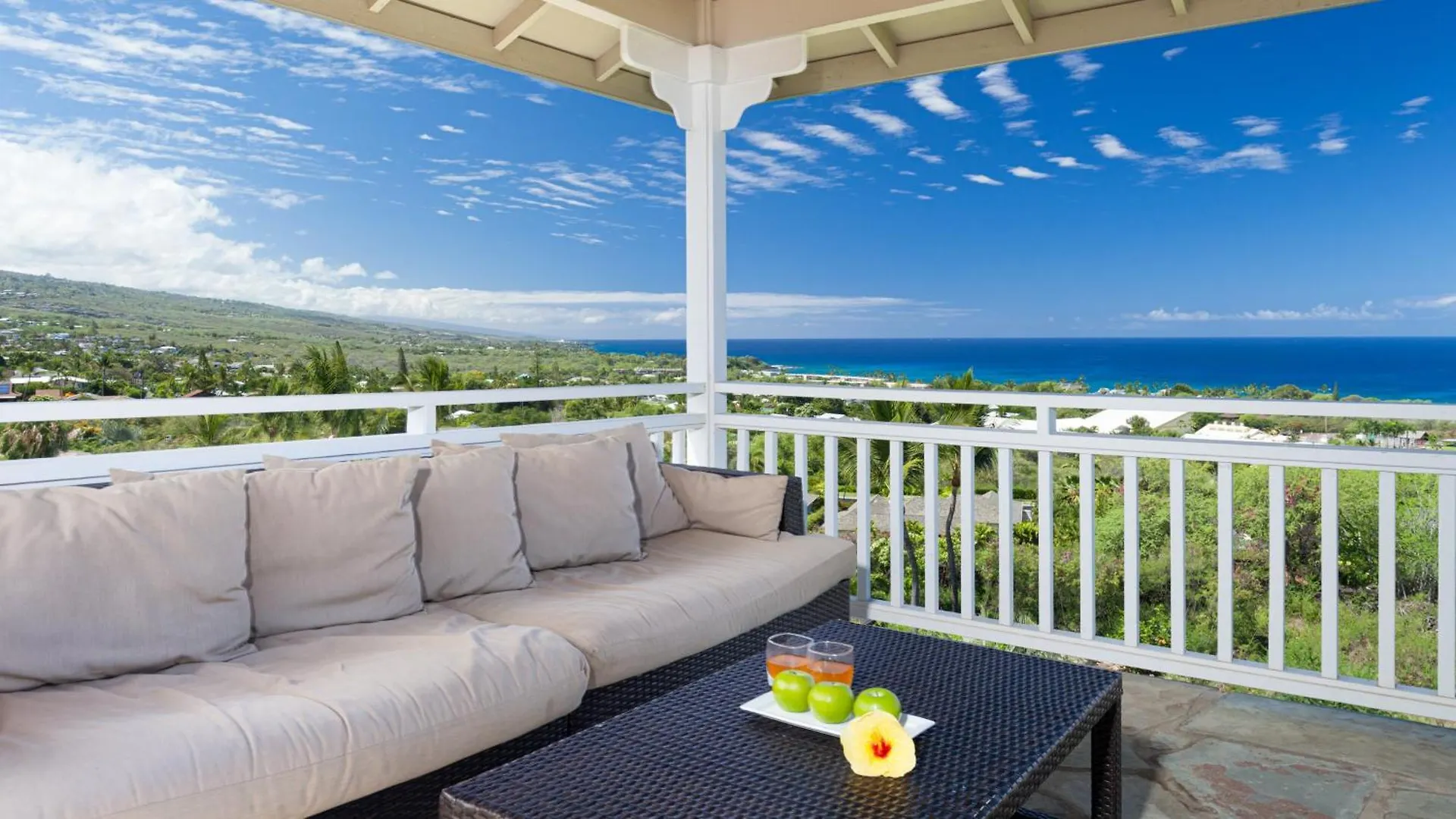 Pacific Vista Retreat Stunning 5Br Home Overlooking Ocean Privacy And Pool Kailua-Kona Holiday home